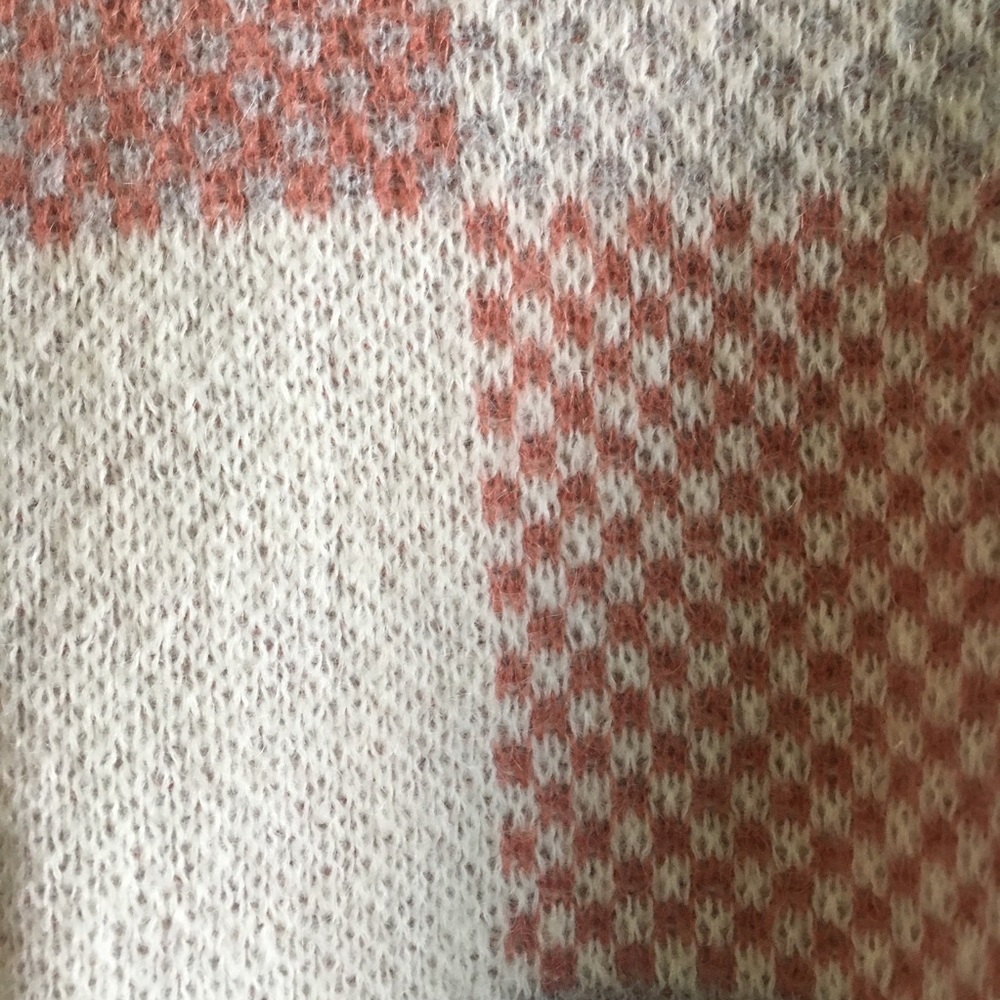 A&F Sweater - Picture 3 of 5